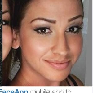 Meet your Posher, Desiree